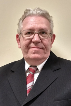 Elegáns öltöny és nyakkendő Elegáns öltöny és nyakkendő látható a képen, formális ruházat.