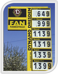 Dynamo Dresden benzinkút üzemanyag ártábla Dynamo Dresden benzinkút ártábla különböző üzemanyagok áraival, mint Autogas, Bio Diesel, Diesel, Benzin, Super és Super Plus.